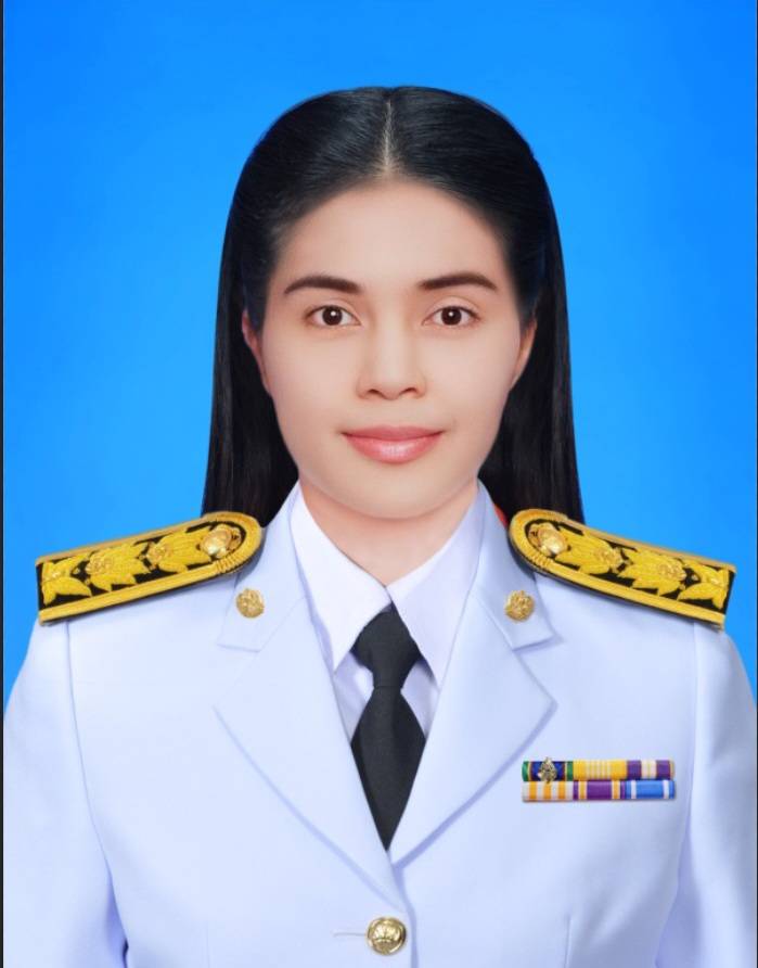 นางสาวกาญจนา  ตรึกตรา