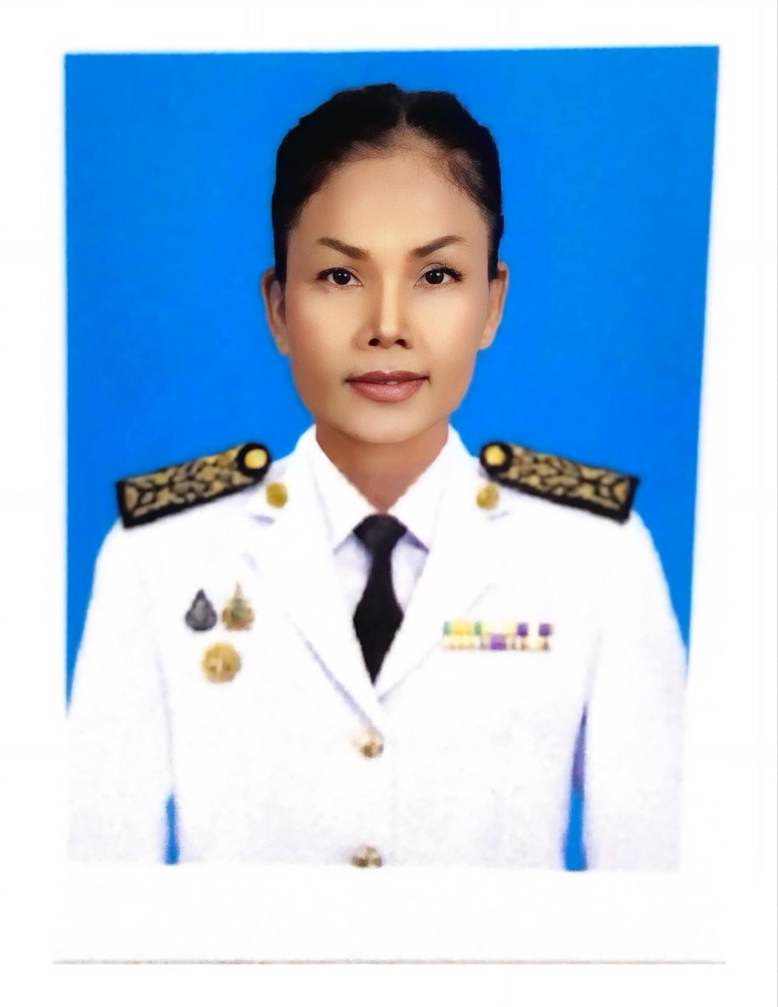 นางพิมพ์ชนก  คารร์