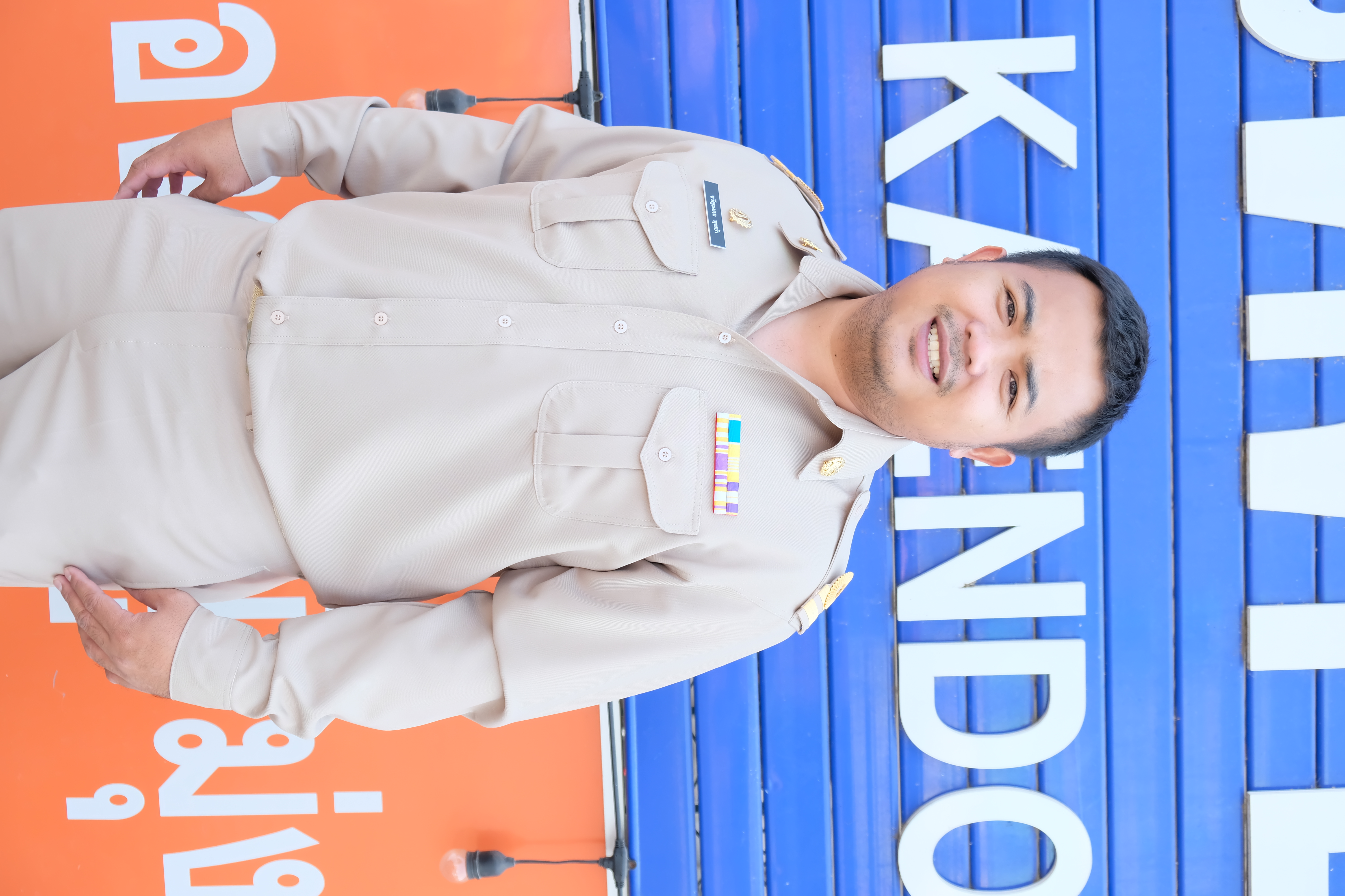 นายขวัญมงคล  พุฒป่า