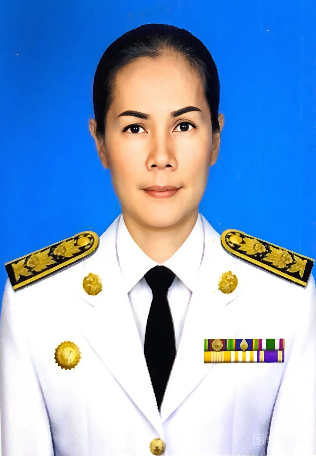 นางจันทร์เพ็ญ  ชนไพโรจน์